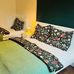 Charming 2-Room Apartment