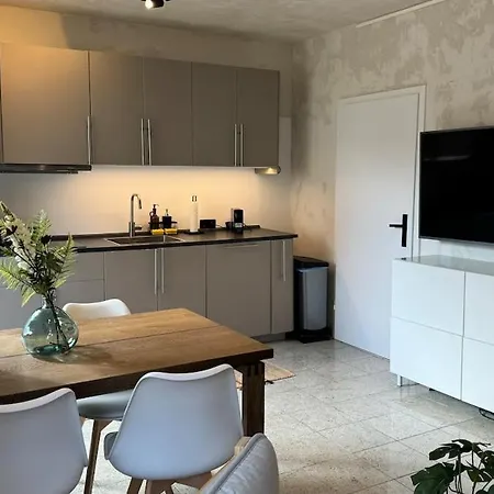 Apartment Charming 2-room Dusseldorf